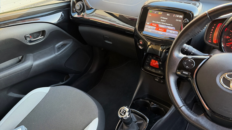 Toyota Aygo 1.0 VVT-i X-Press 5dr Petrol Hatchback